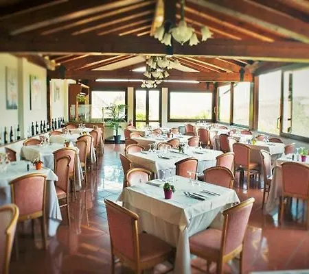 Antiche Terre & Relax ホテル 3*