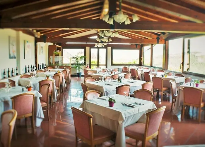 Antiche Terre & Relax מלון פיניונה