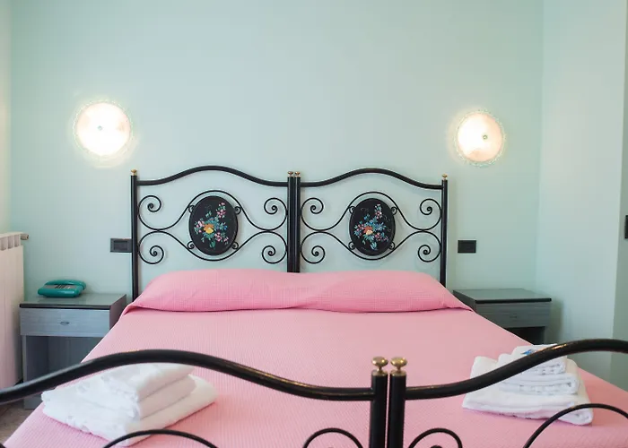 מלון Antiche Terre & Relax פיניונה