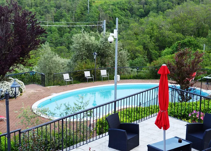 Antiche Terre & Relax 3* פיניונה