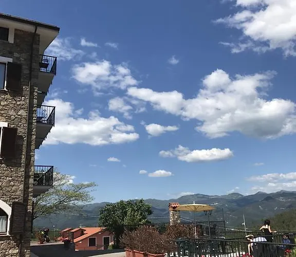 Antiche Terre & Relax מלון פיניונה