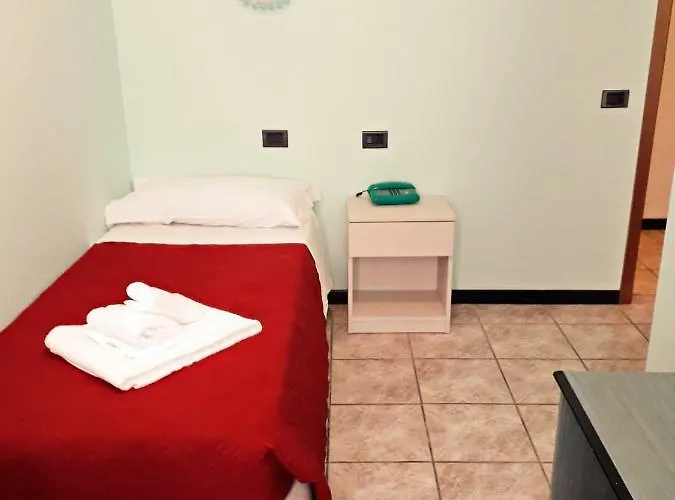 מלון Antiche Terre & Relax פיניונה